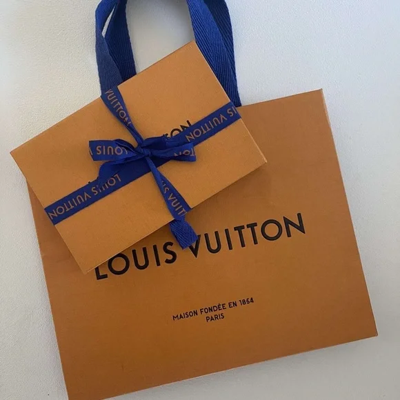 Louis Vuitton card holder/wallet - Picture 5 of 5